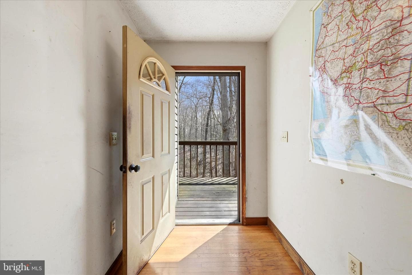 128 Charmwood Lane photo 3