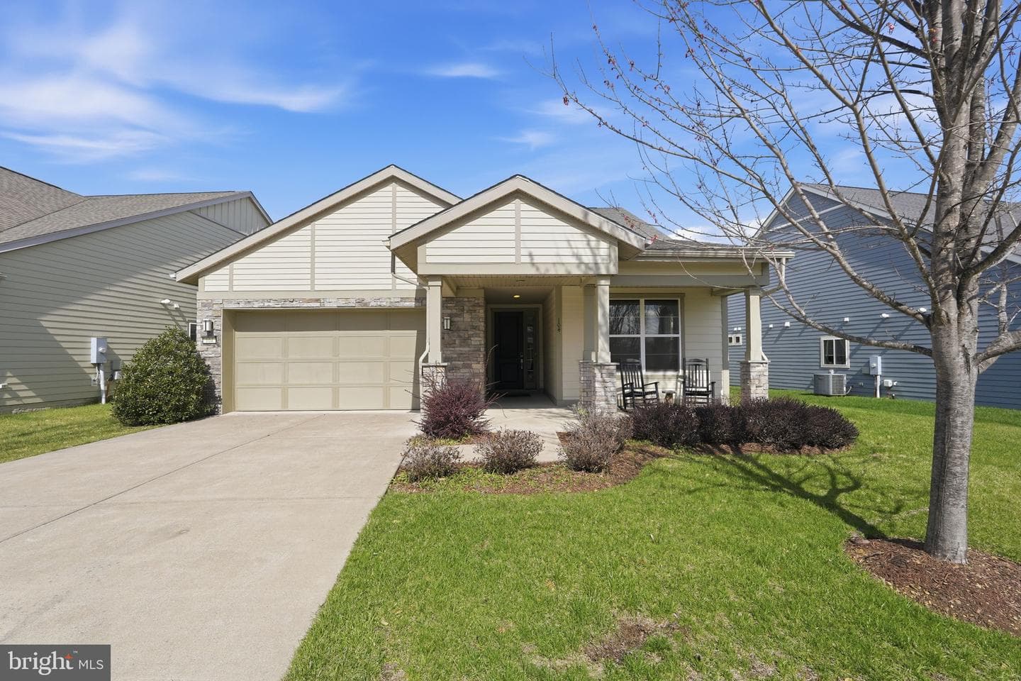 104 Grosbeak Court photo 35
