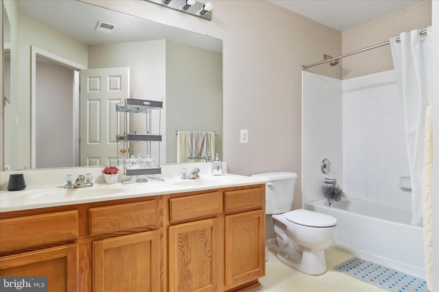 123 Fredericksburg Drive photo 19