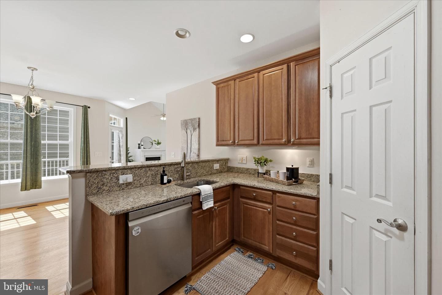 103 Bleeding Heart Drive photo 14