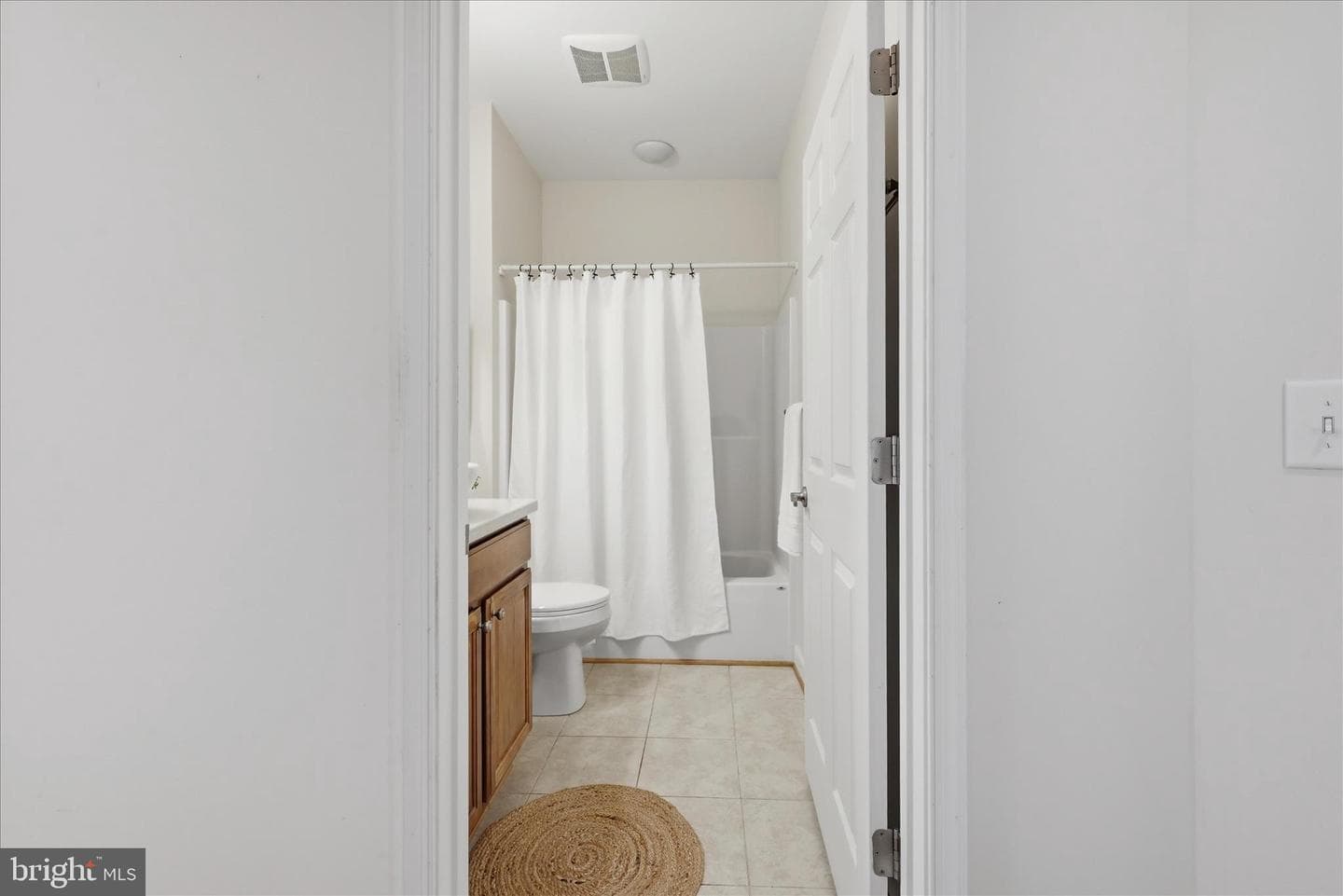 103 Bleeding Heart Drive photo 25