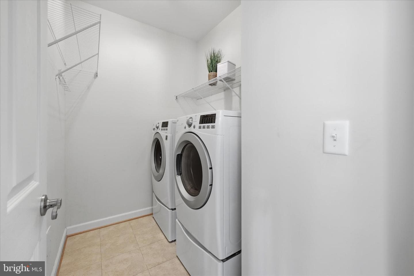 103 Bleeding Heart Drive photo 29