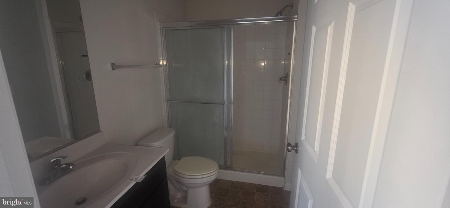 496 Parkland Drive photo 5