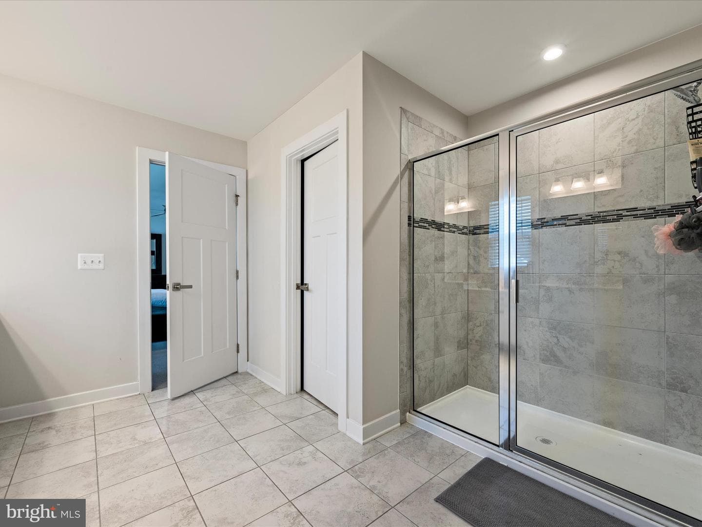 107 Interlace Way photo 40