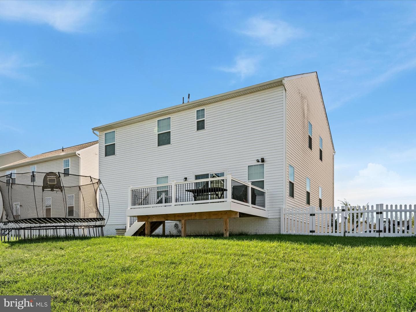 107 Interlace Way photo 46