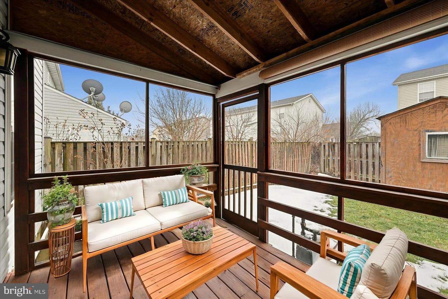 425 Surrey Club Lane photo 30
