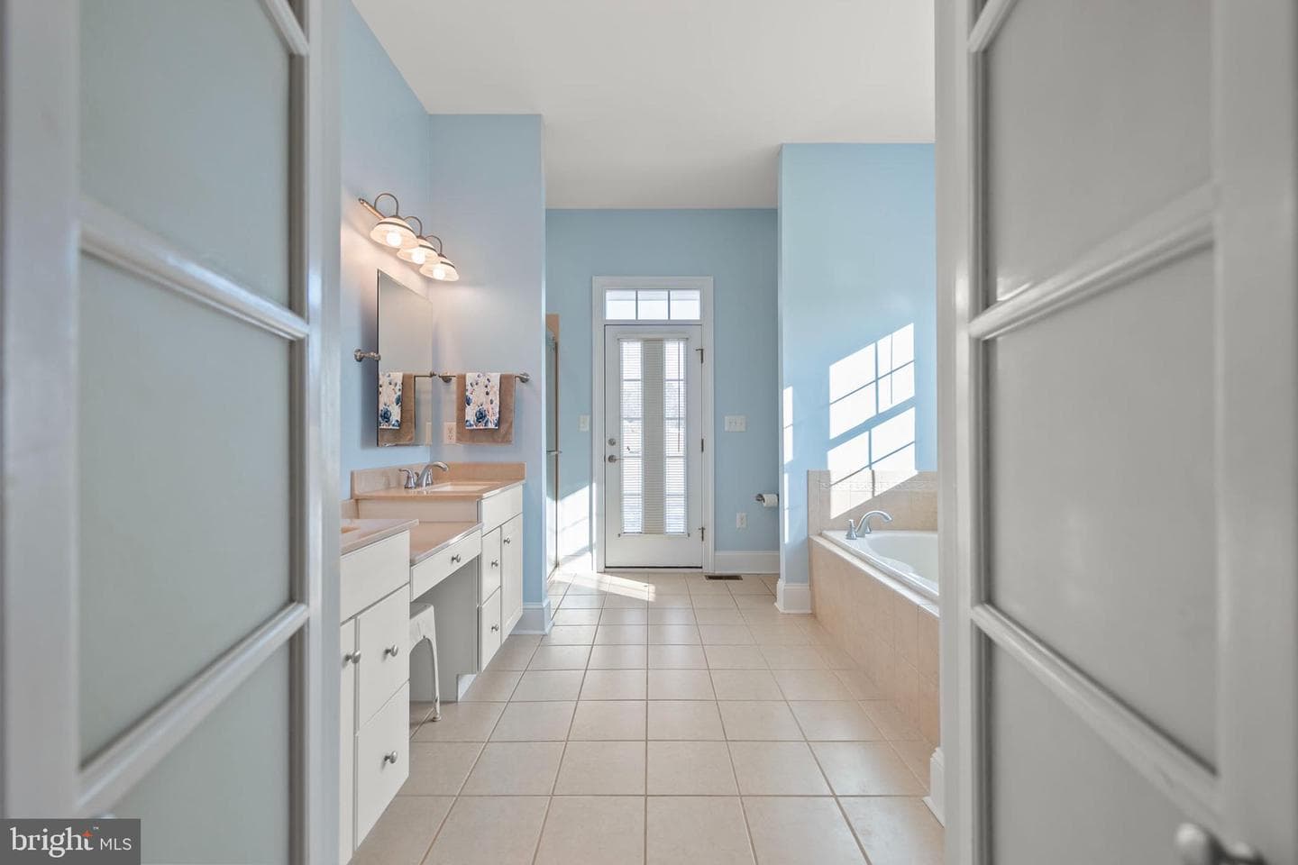 180 Isaac Drive photo 30