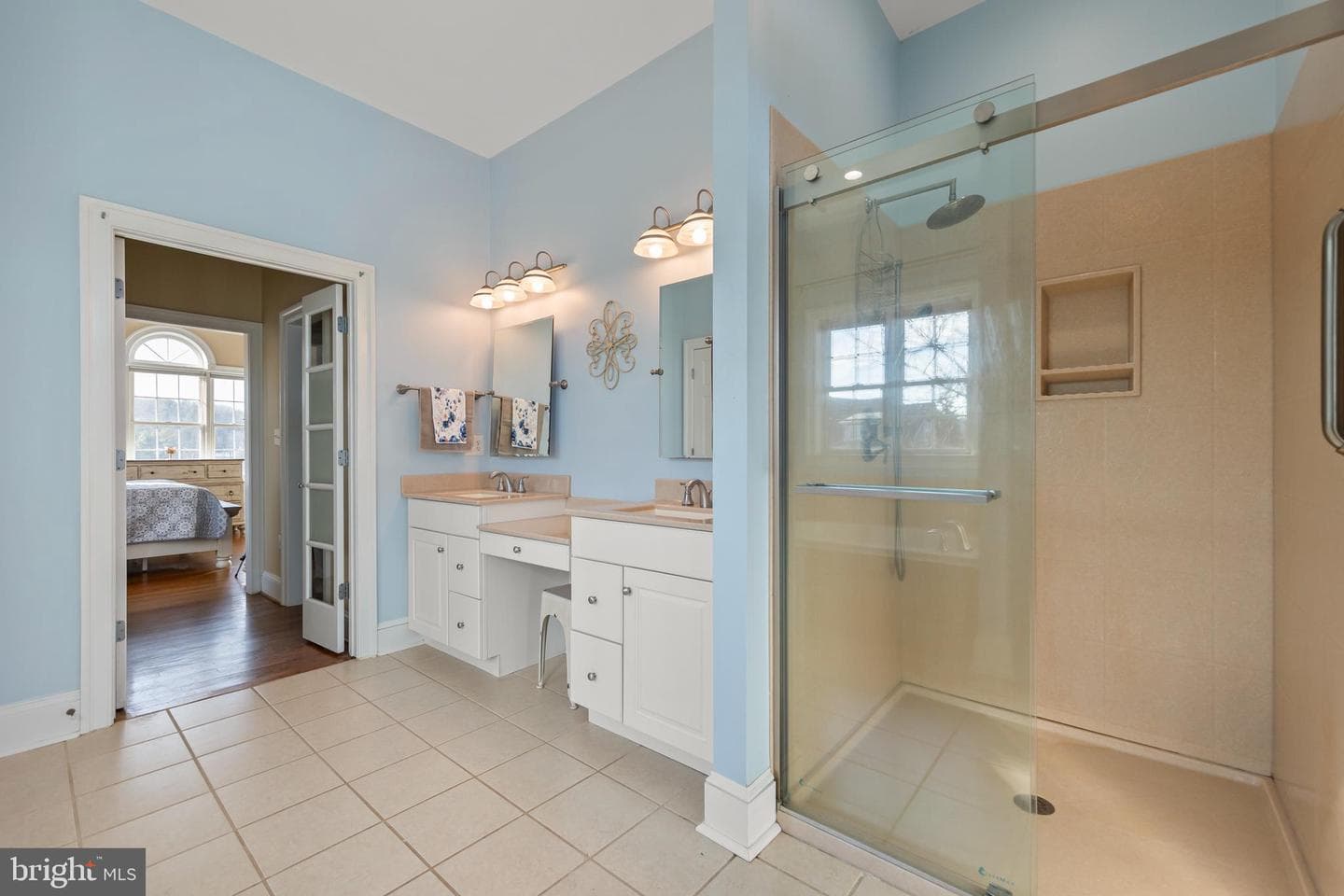 180 Isaac Drive photo 32