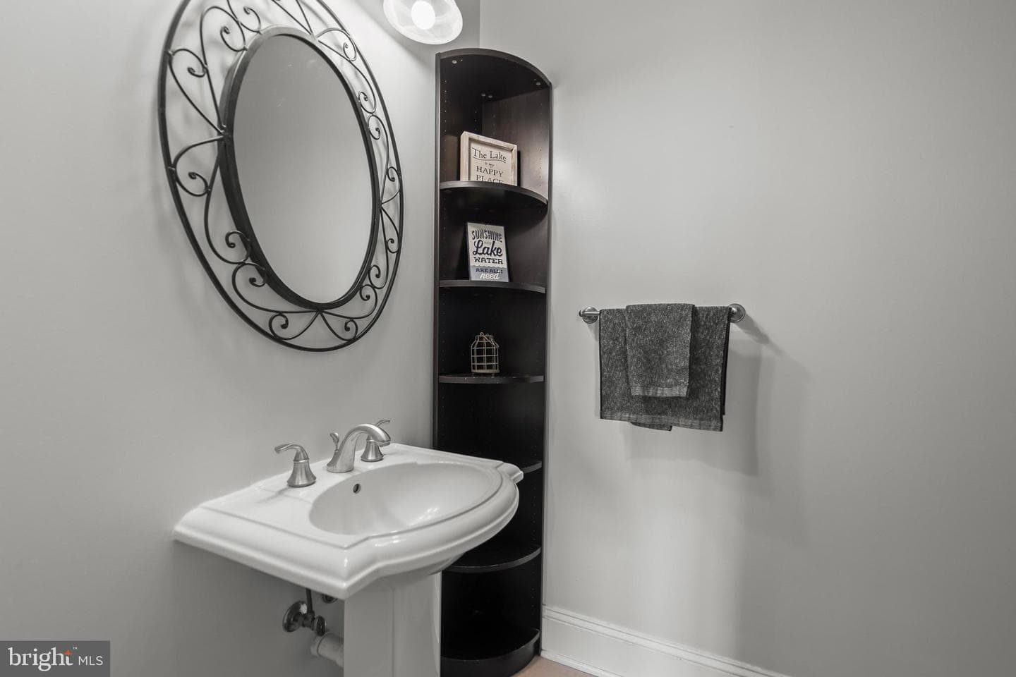 180 Isaac Drive photo 33