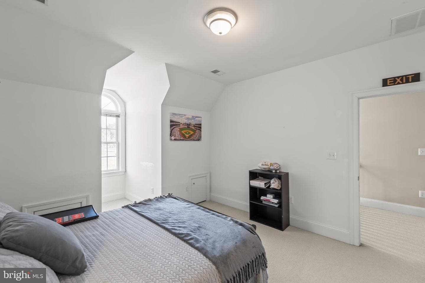 180 Isaac Drive photo 40