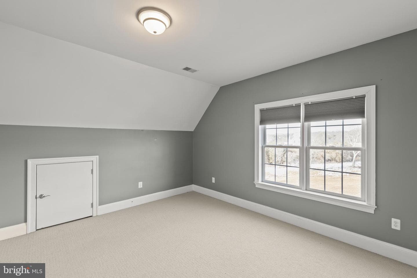 180 Isaac Drive photo 47