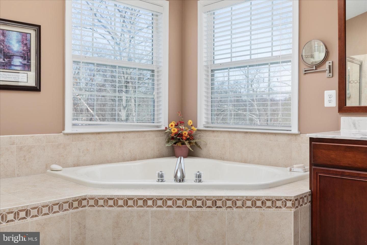 104 Heath Court photo 40