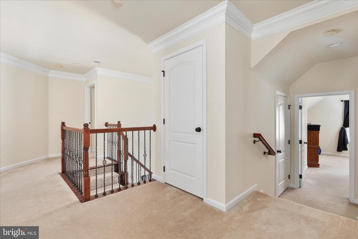 104 Heath Court photo 42