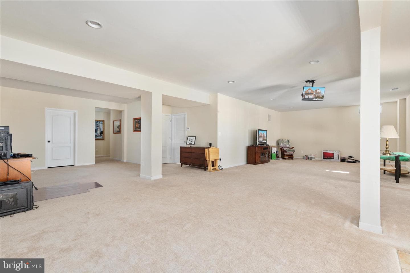 104 Heath Court photo 48