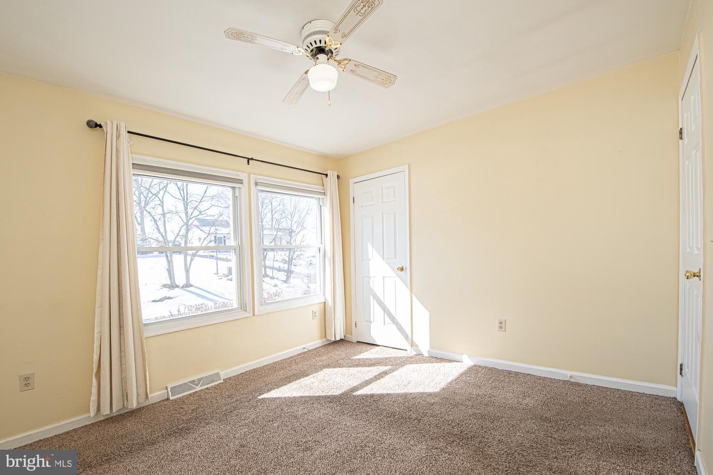 213 Woodrow Road photo 38