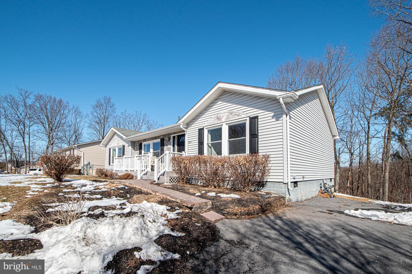 213 Woodrow Road photo 41