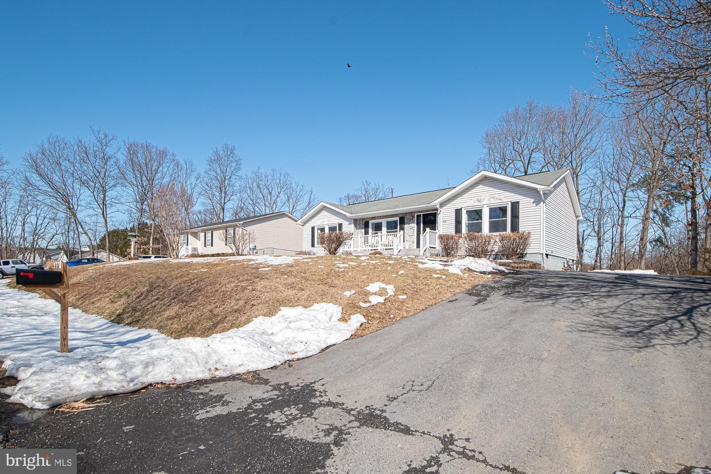 213 Woodrow Road photo 48