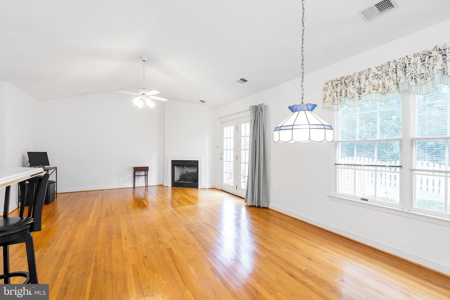 108 Senseny Glen Drive photo 10