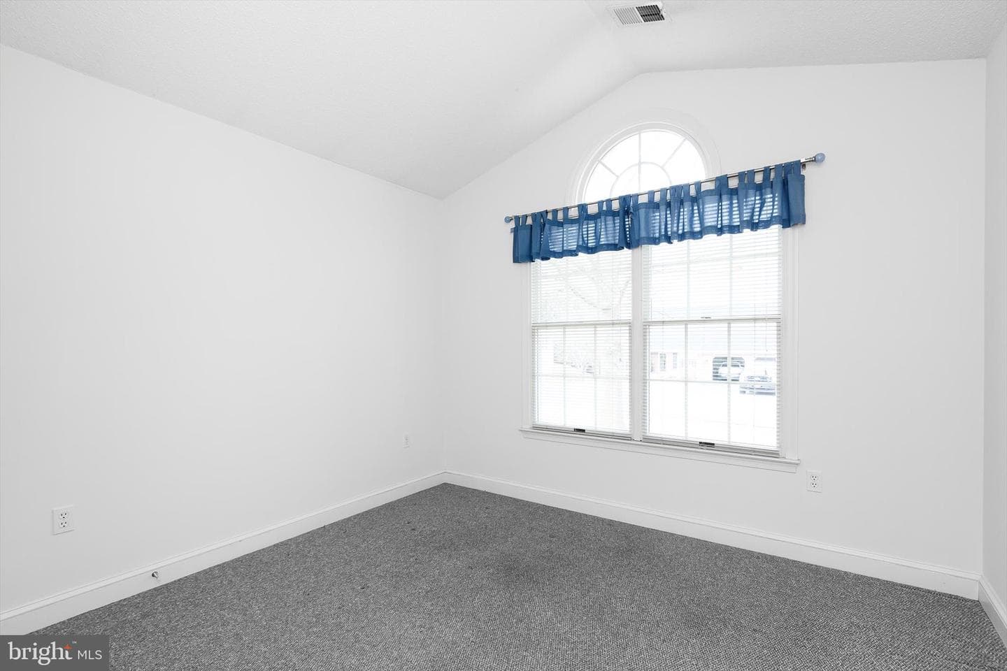 108 Senseny Glen Drive photo 23