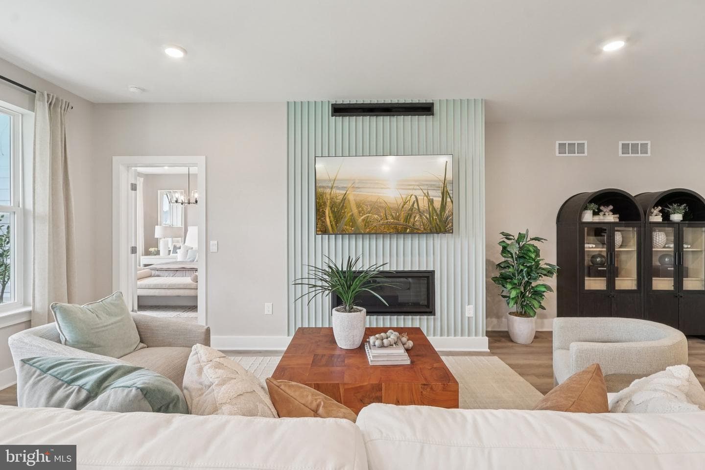 228 Hydrangea Way photo 6