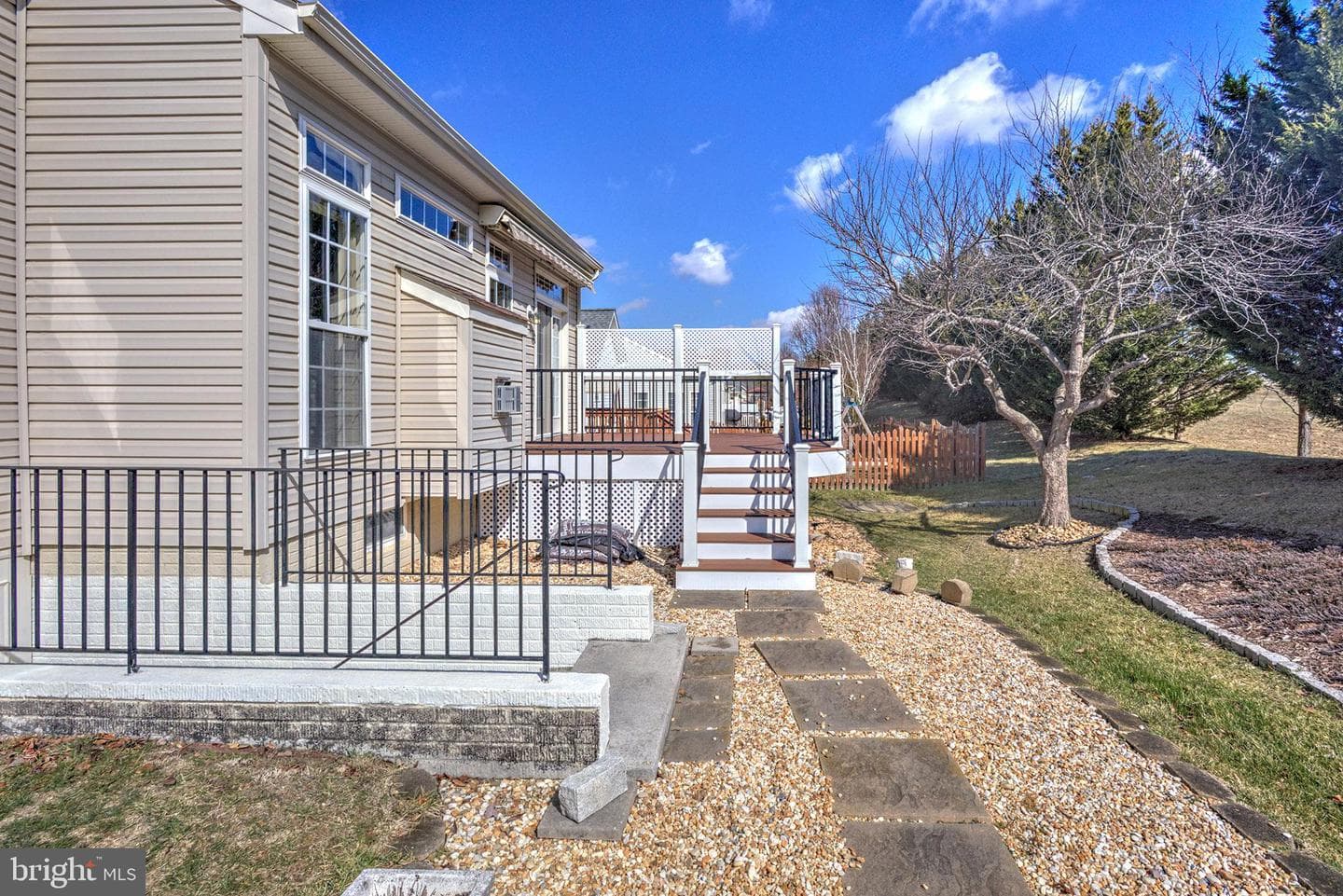 108 April Avenue photo 51