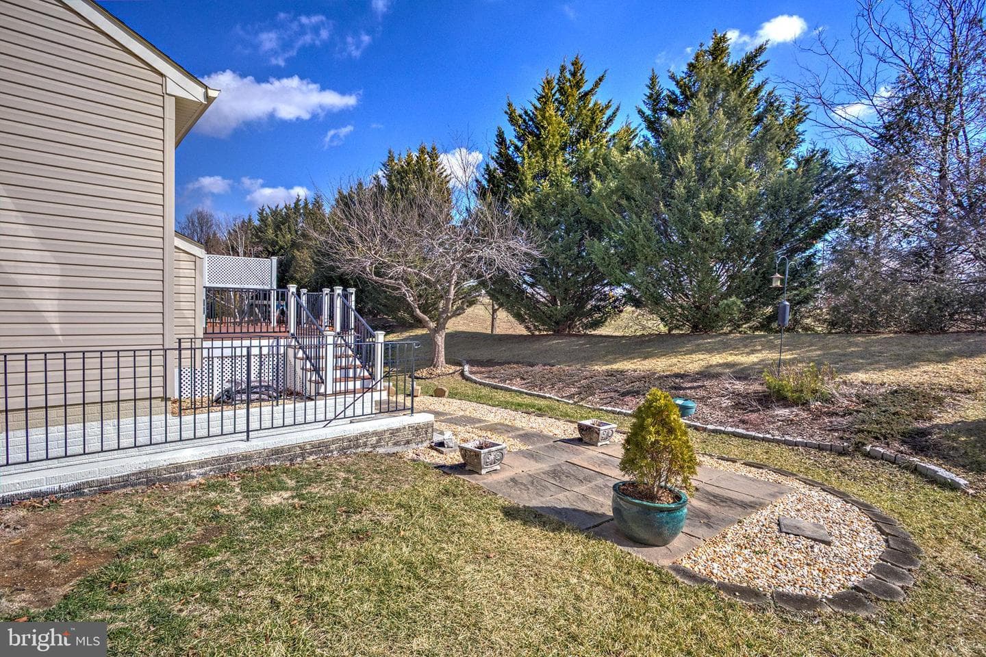 108 April Avenue photo 53