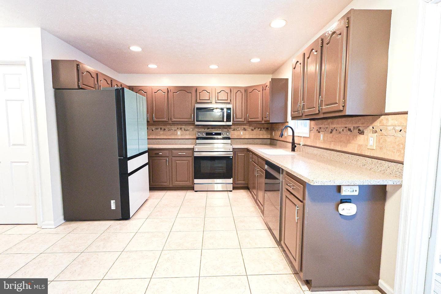 117 Whipp Drive photo 5