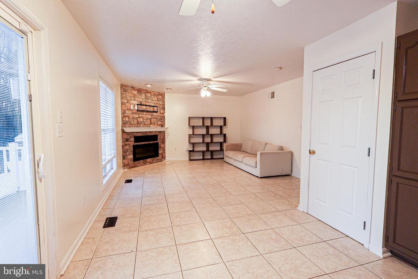 117 Whipp Drive photo 8