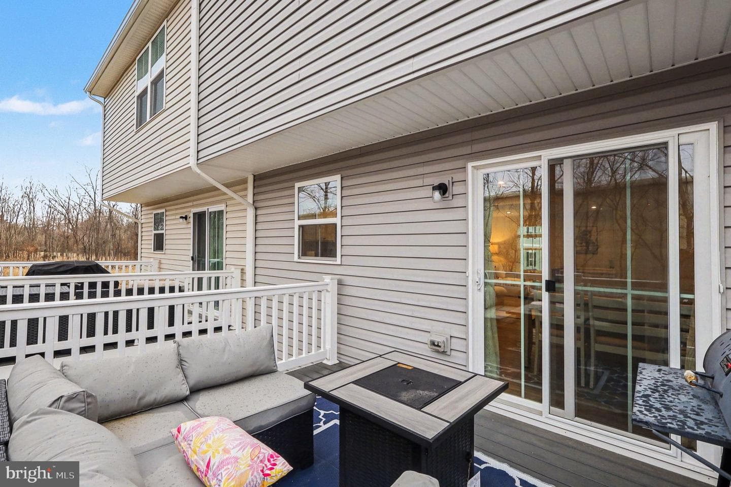 137 Kensington Circle photo 11