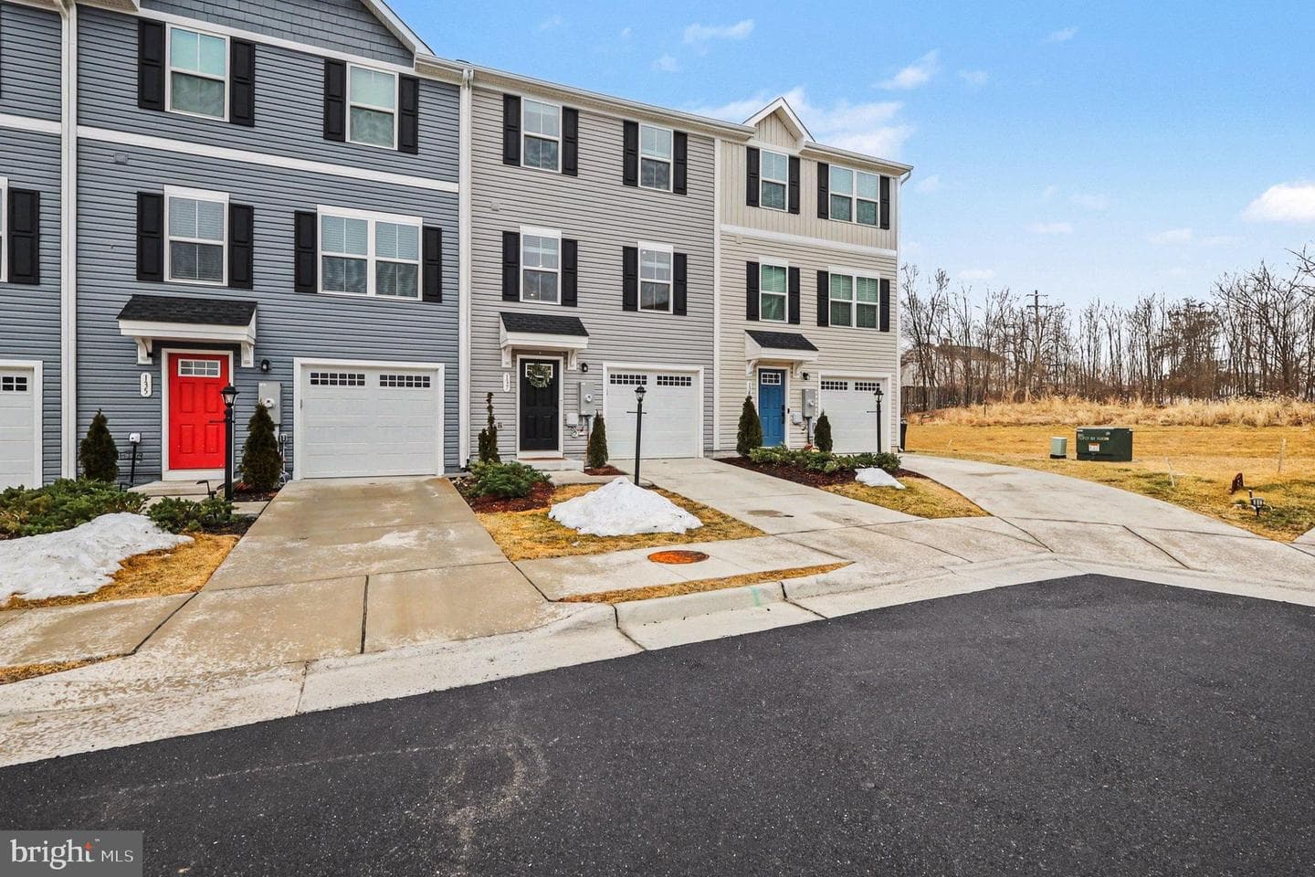 137 Kensington Circle photo 2