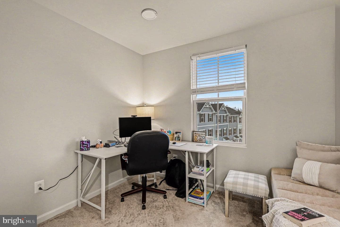 137 Kensington Circle photo 20