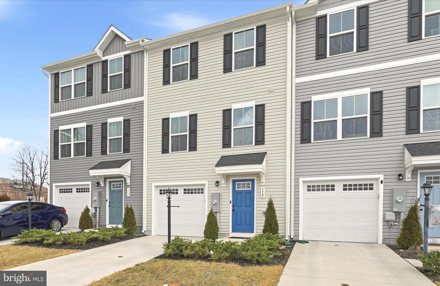 119 Kensington Circle photo 1