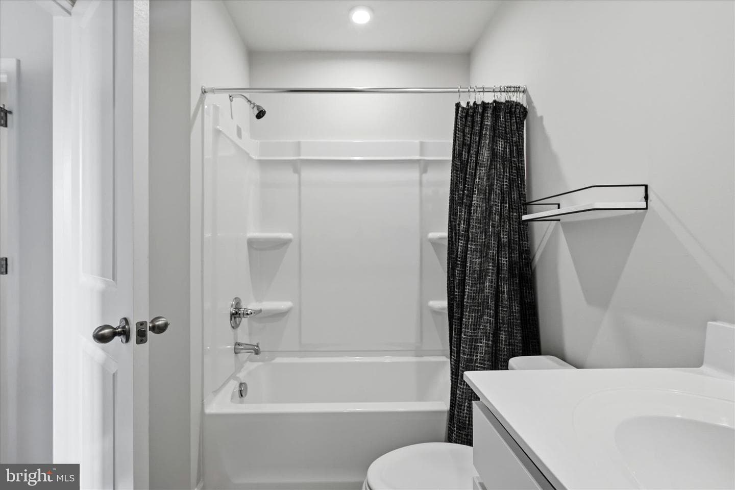 119 Kensington Circle photo 21