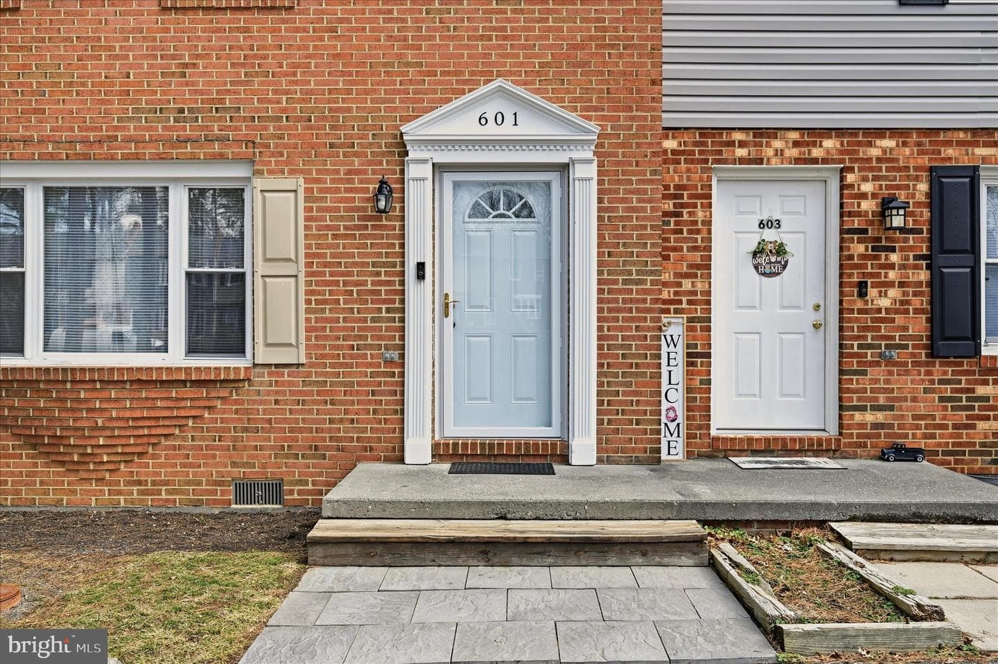 601 Carroll Drive photo 2