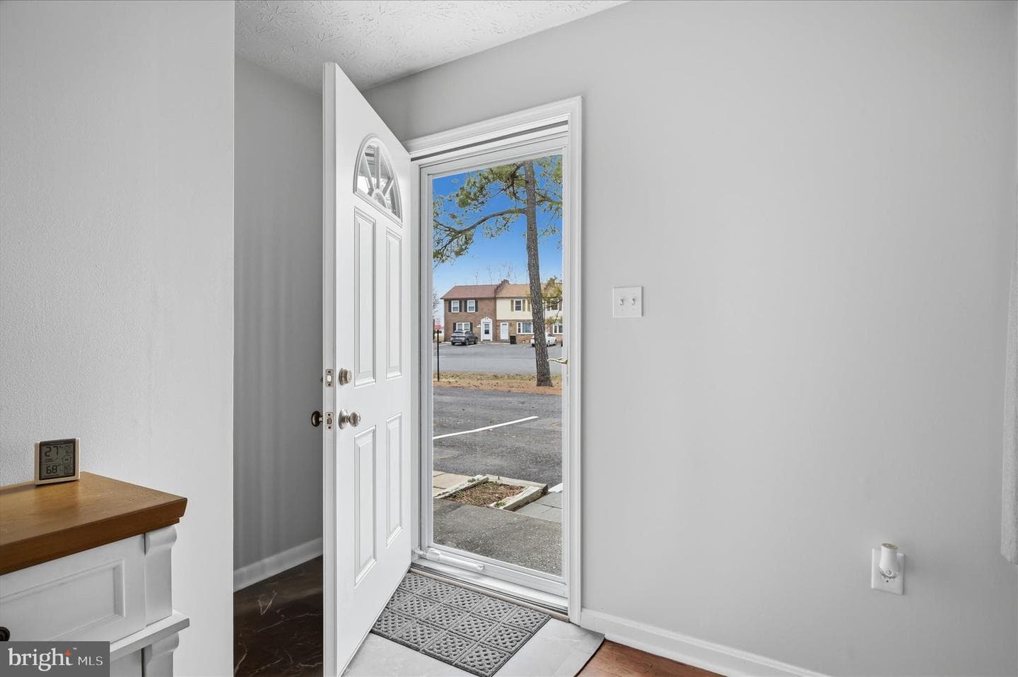 601 Carroll Drive photo 3