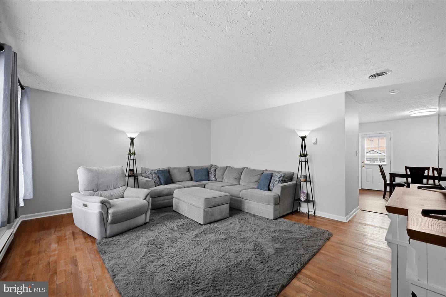 601 Carroll Drive photo 4