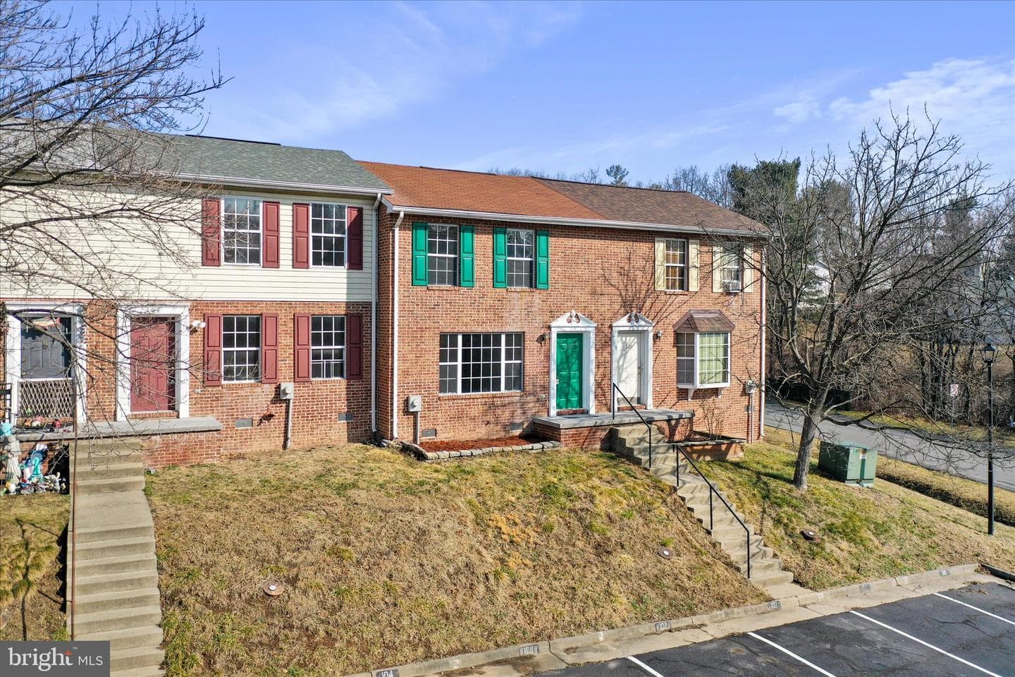 102 Waterford Lane photo 5