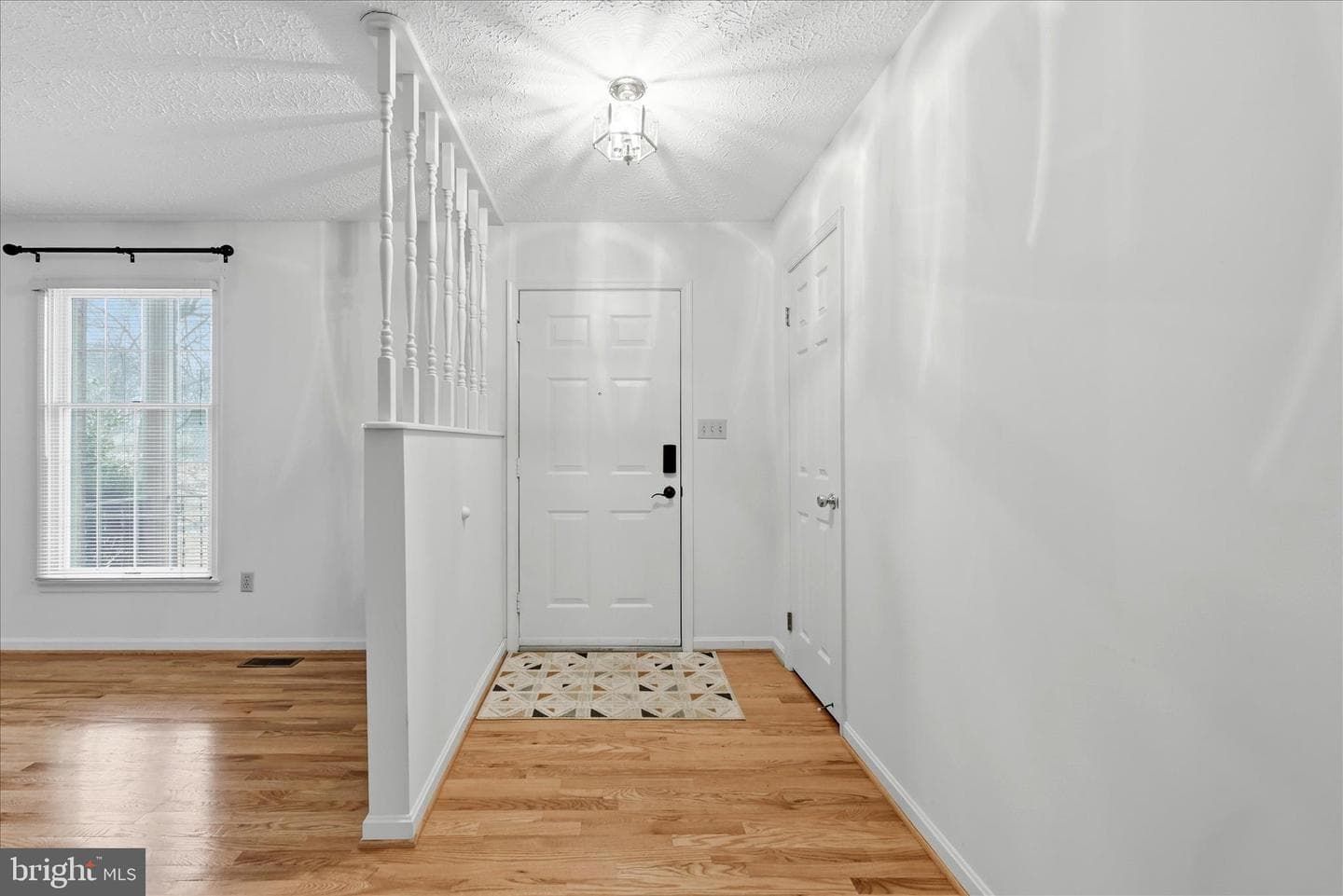 138 Gloucester Drive photo 2