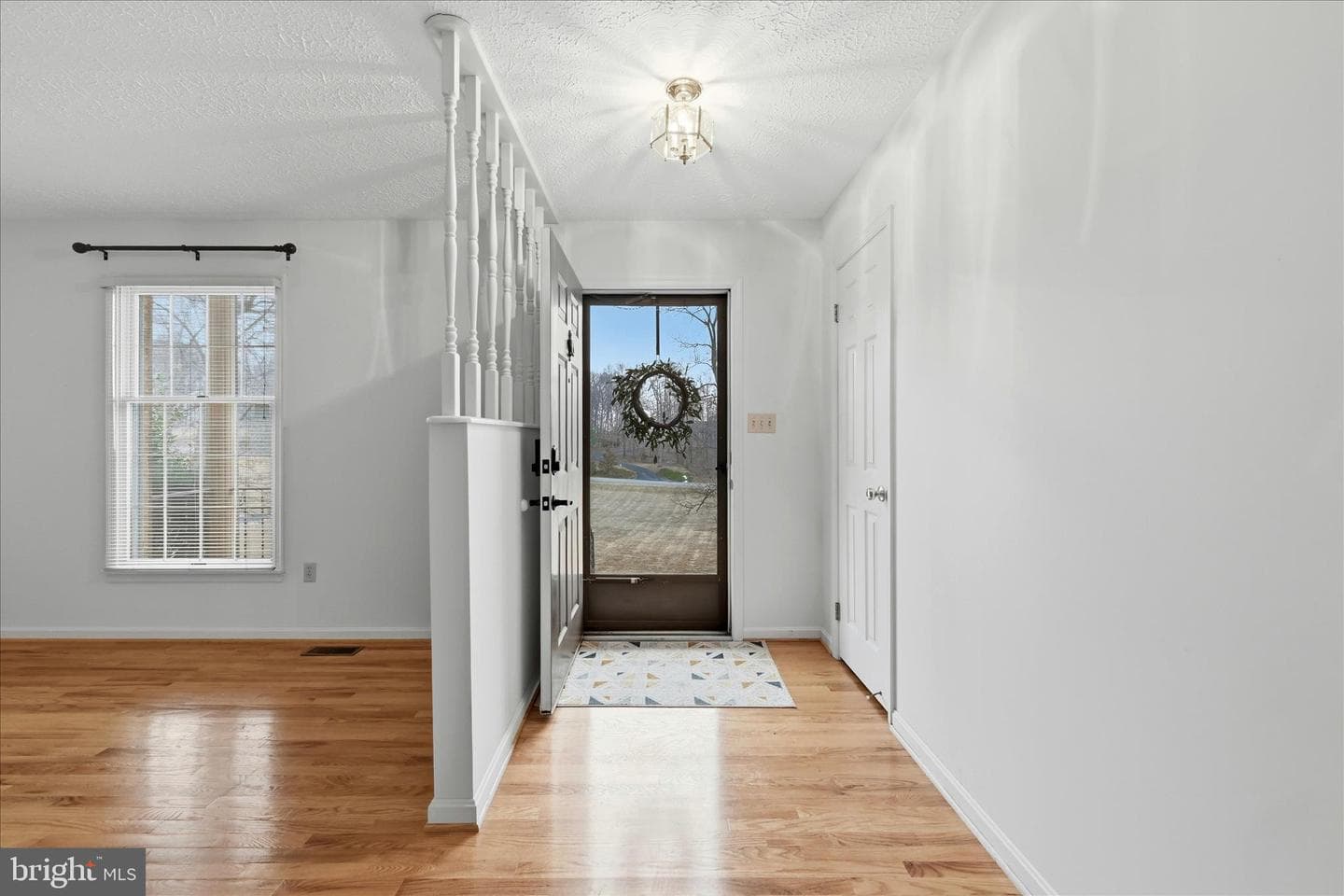 138 Gloucester Drive photo 3
