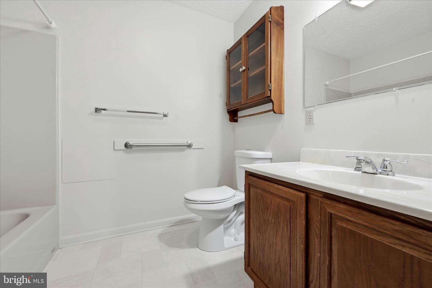 138 Gloucester Drive photo 31