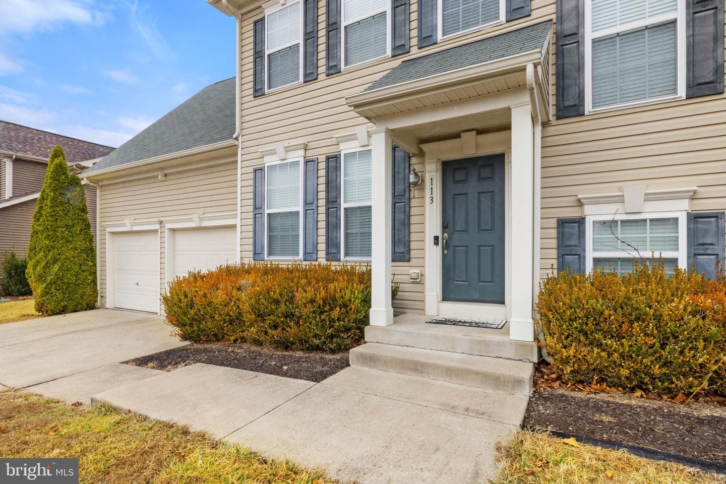 113 Colonial Drive photo 4