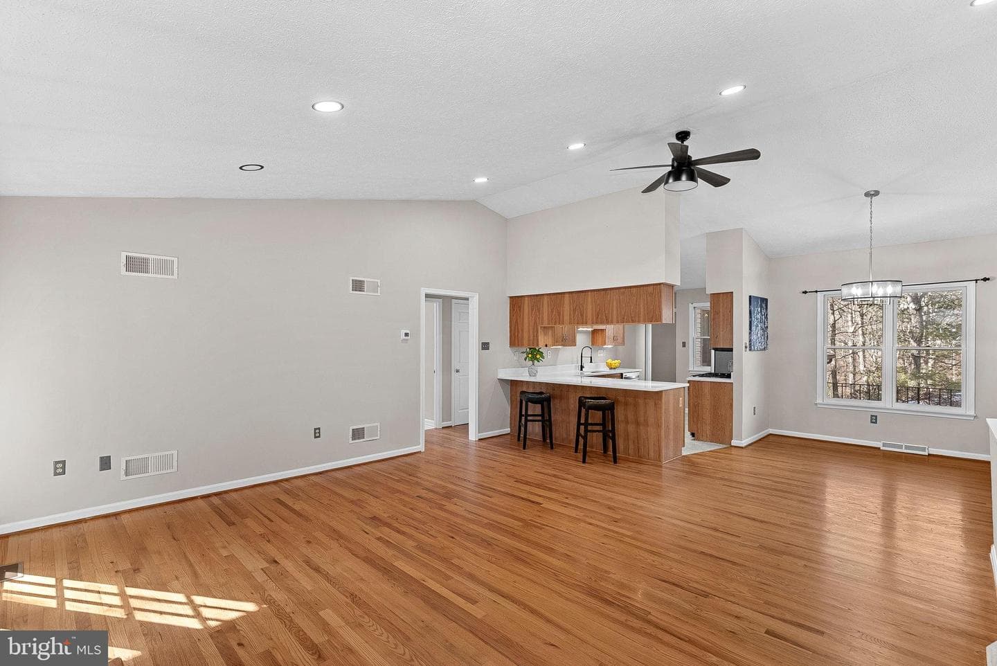 528 Northwood Circle photo 12