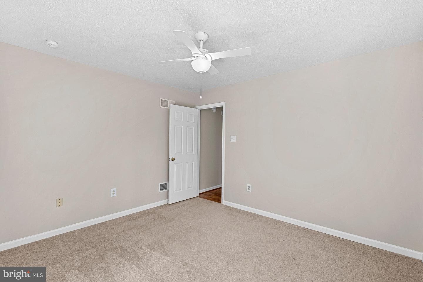 528 Northwood Circle photo 35
