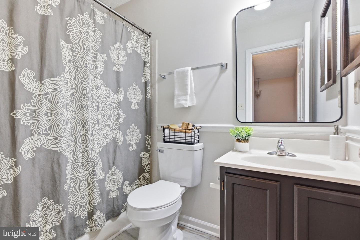 213 Georgetowne Court photo 22
