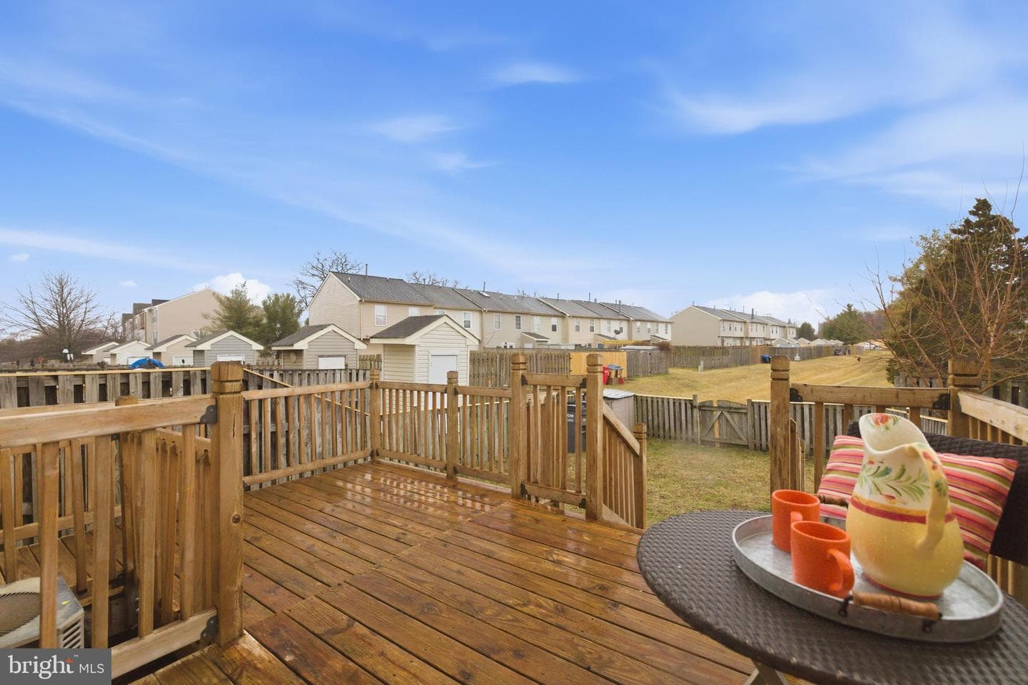 213 Georgetowne Court photo 39