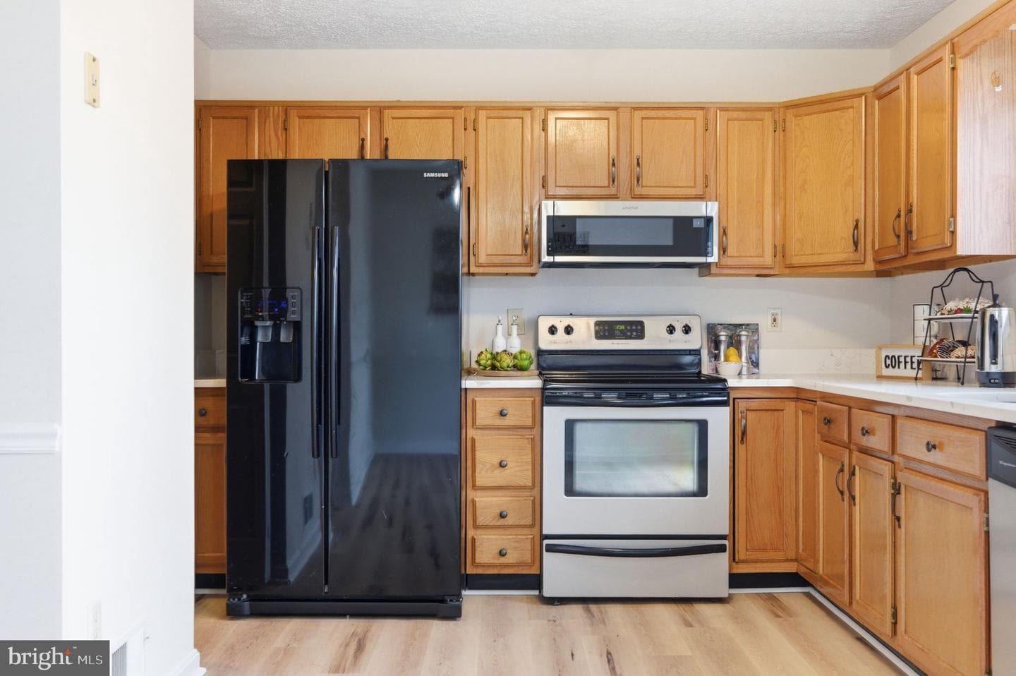 213 Georgetowne Court photo 8