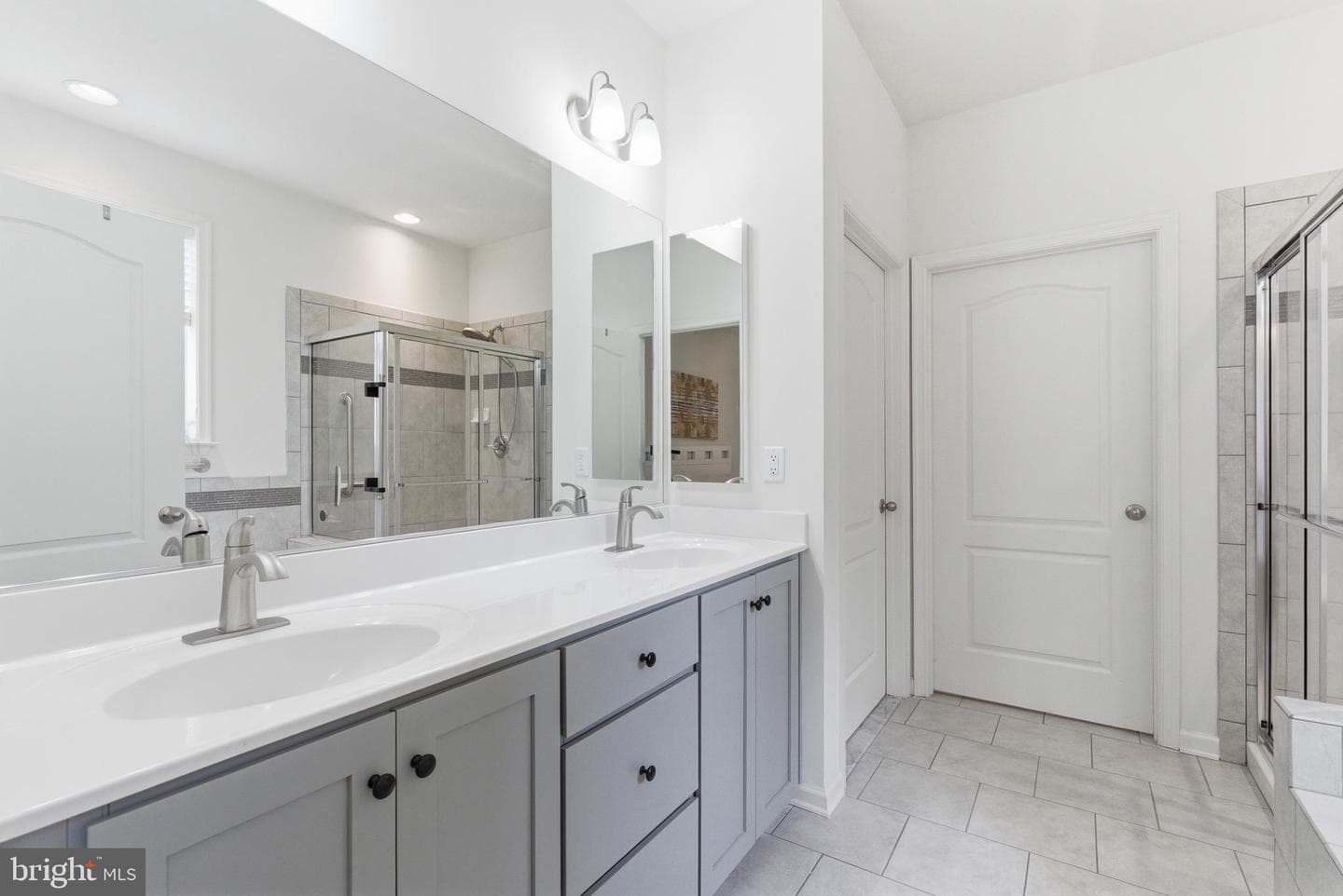 111 Bluets Drive photo 18
