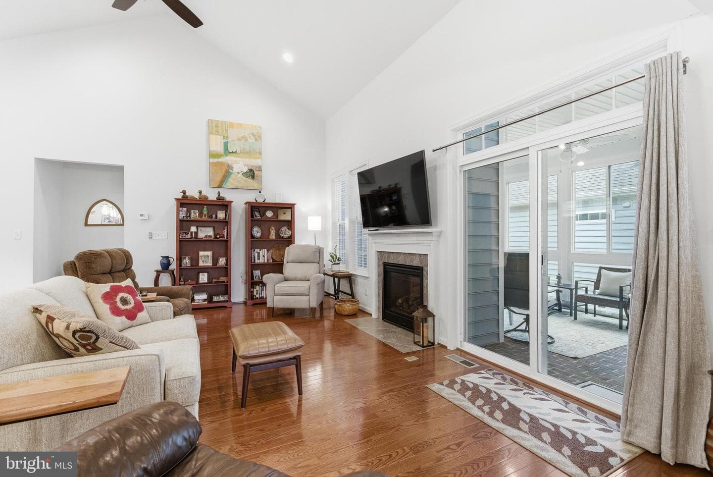 111 Bluets Drive photo 3