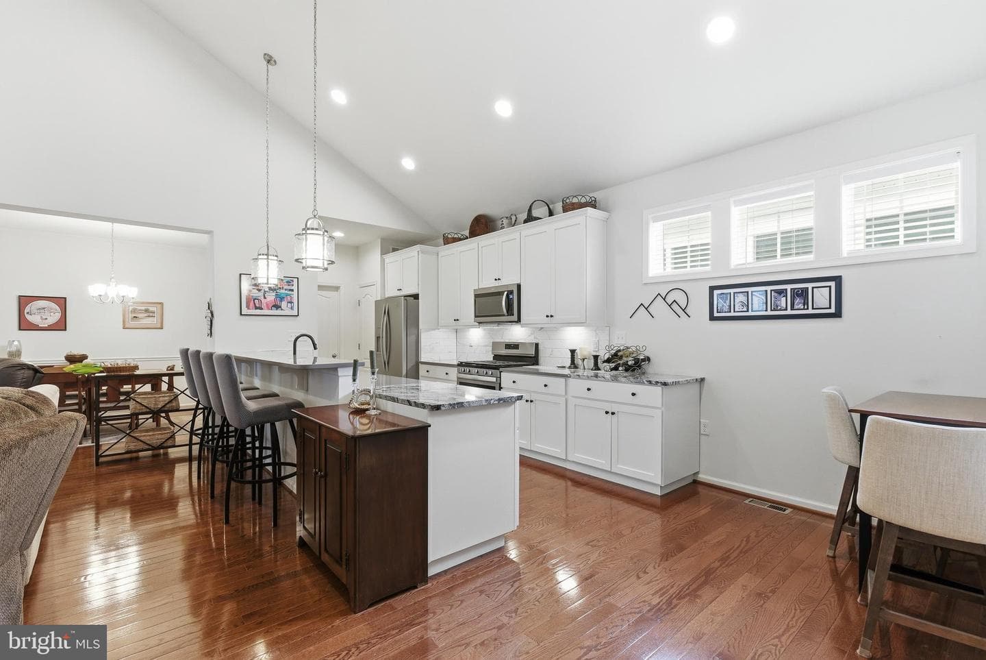 111 Bluets Drive photo 7
