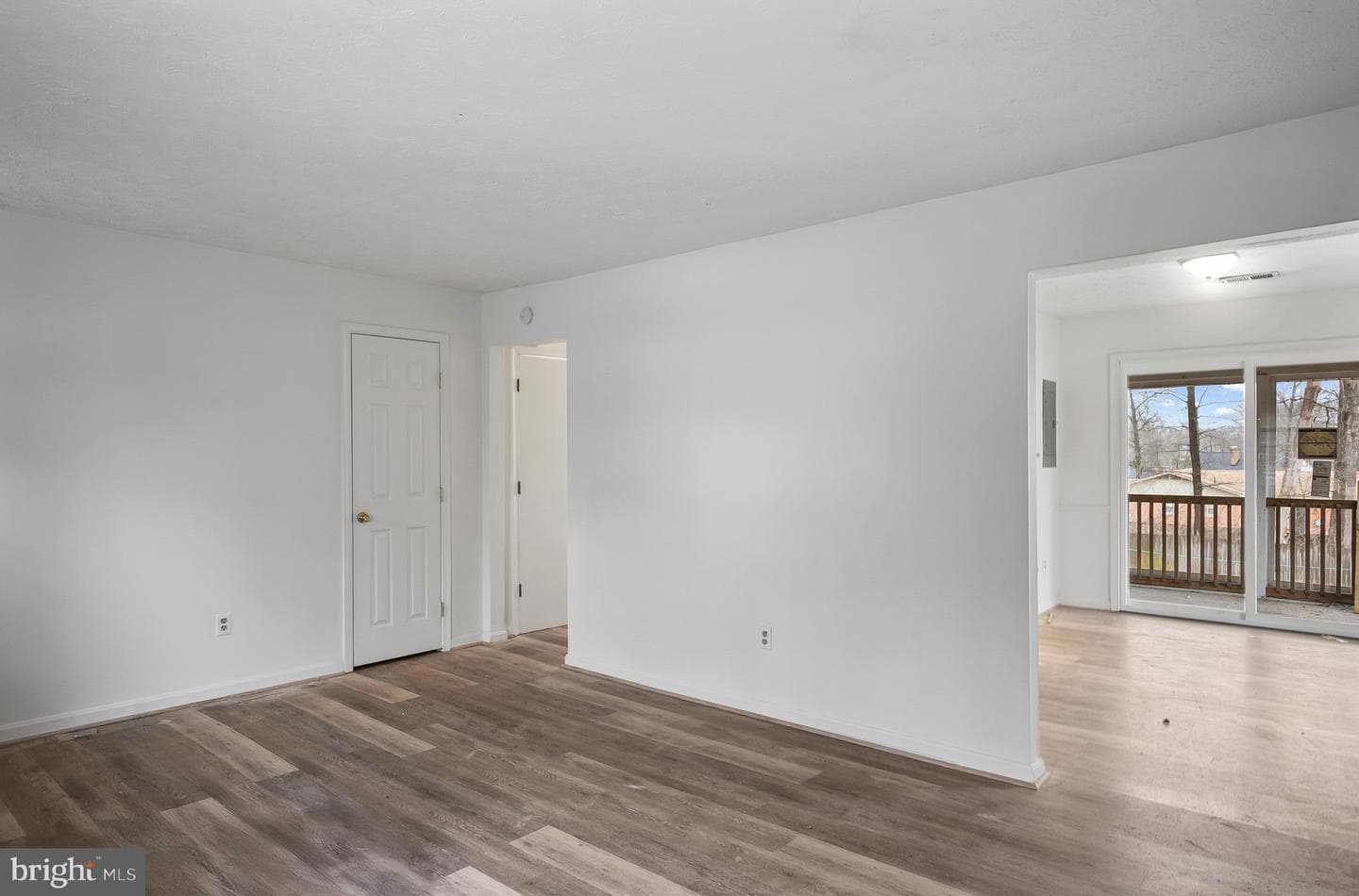 153 Buckingham Drive photo 16